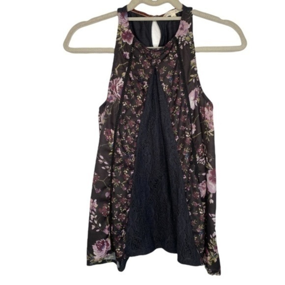 Anthropologie Tops - ANTHROPOLOGIE Hint of Mint Pattern Block Lace Sleeveless Blouse Size  Medium